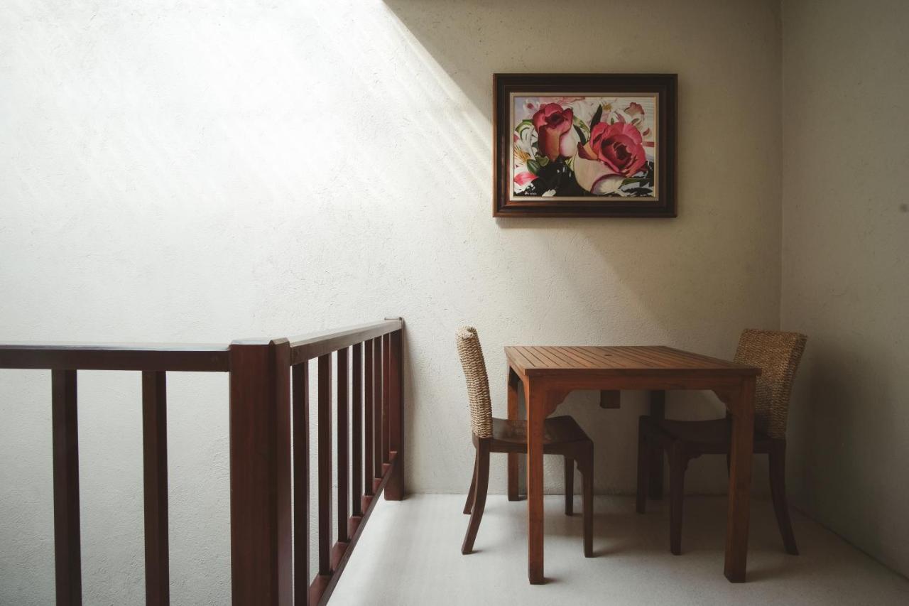 Tapae Gate Villa Chiang Mai Luaran gambar